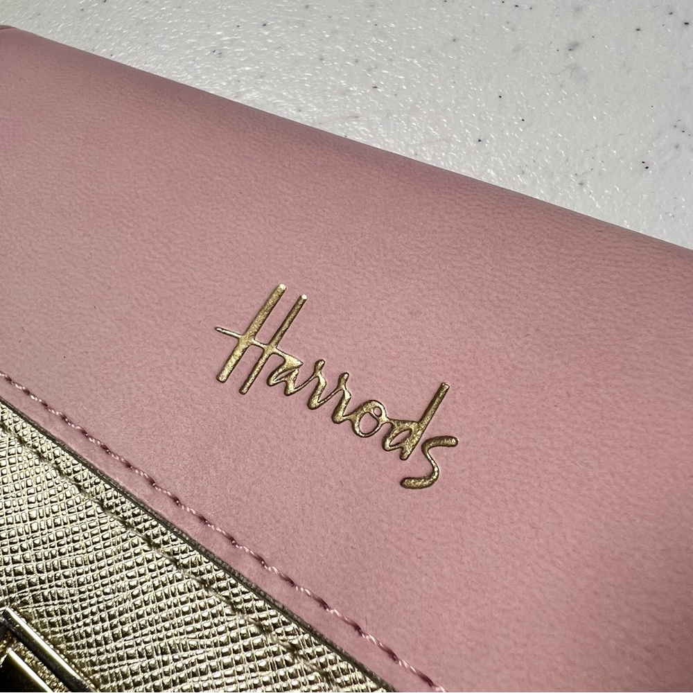 Harrods Pink Magnetic Envelope Journal - Picture 4 of 14